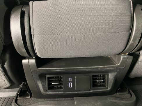 Used 2024 Chevrolet Silverado 2500 Custom w/ Custom Value Package AWD/4WD image 29