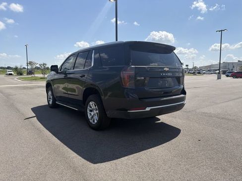 Used 2026 Chevrolet Tahoe LS RWD image 3