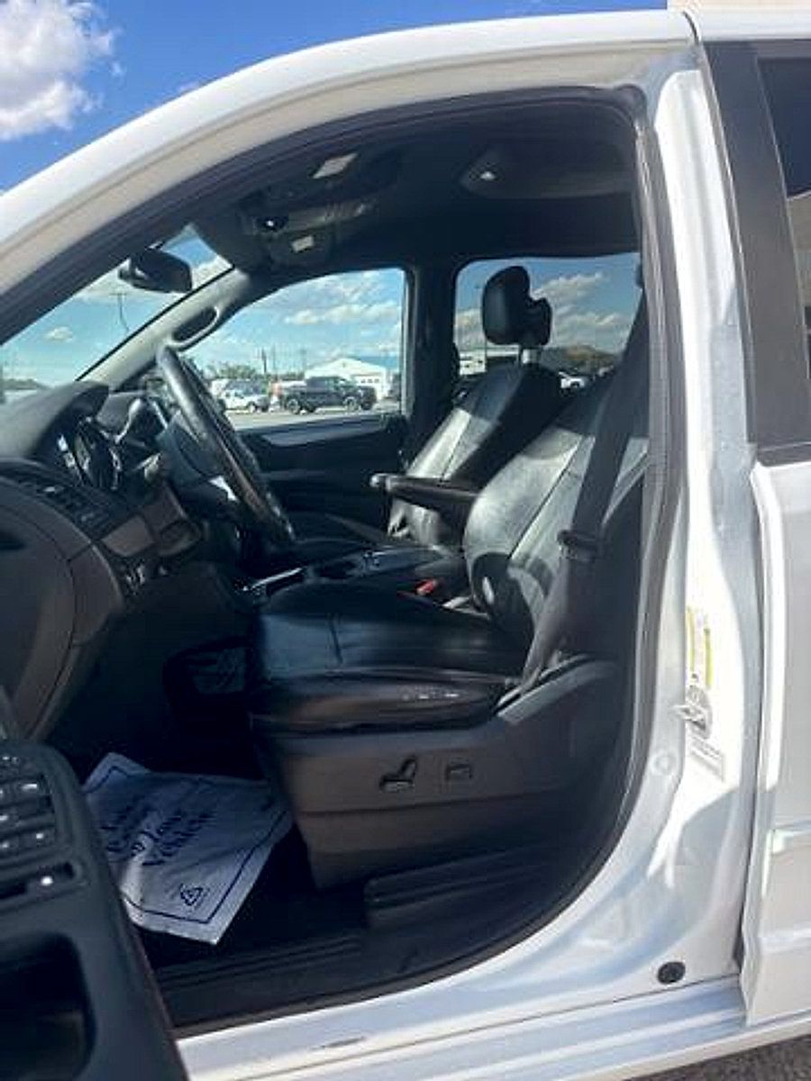 Used 2015 Dodge Grand Caravan R/T w/ Safety Sphere Group FWD image 12