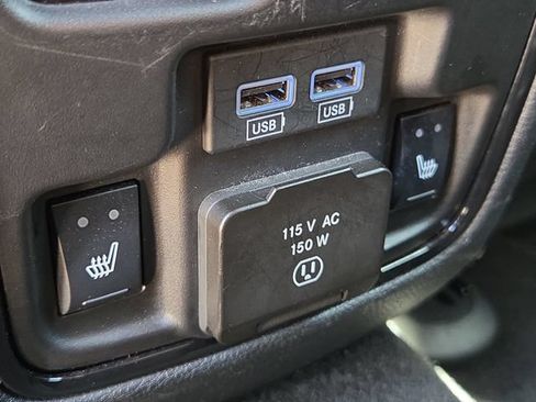 Used 2024 Dodge Durango GT RWD image 46