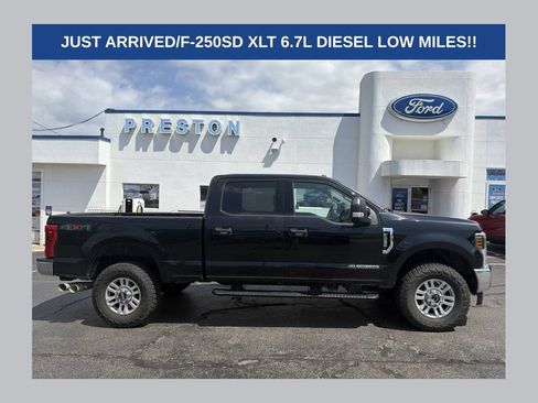 Used 2019 Ford F250 XLT AWD/4WD image 1