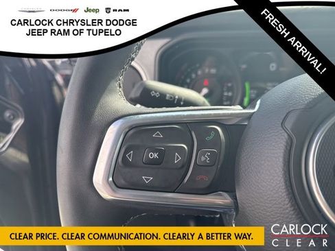 Used 2025 Jeep Wrangler Sahara w/ Safety Group image 15