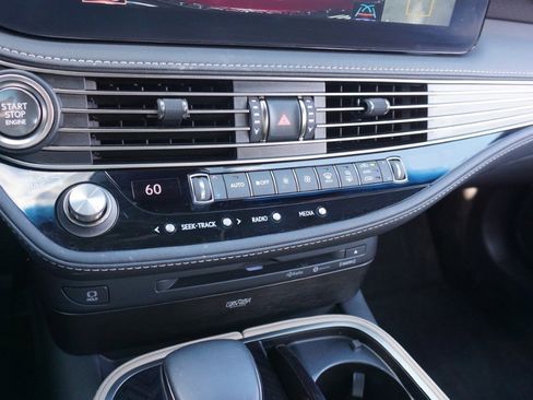 Used 2021 Lexus LS 500 image 19