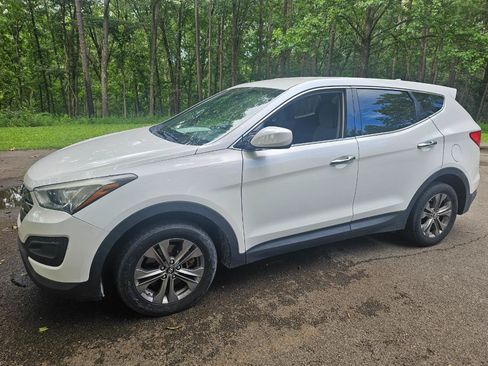 Used 2014 Hyundai Santa Fe Sport FWD image 4