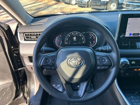 Used 2024 Toyota RAV4 XLE image 20