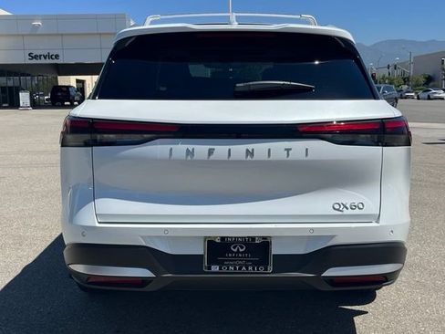 Certified 2026 INFINITI QX60 Luxe w/ Cargo Package FWD image 6
