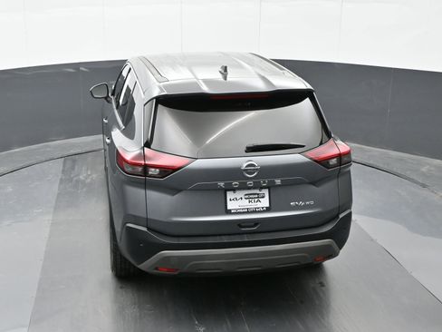 Used 2021 Nissan Rogue SV image 34