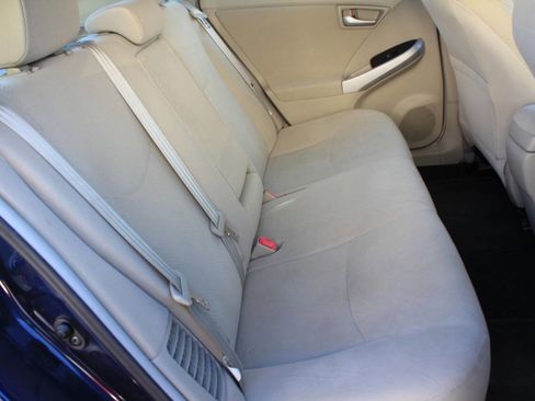 Used 2013 Toyota Prius Four image 16