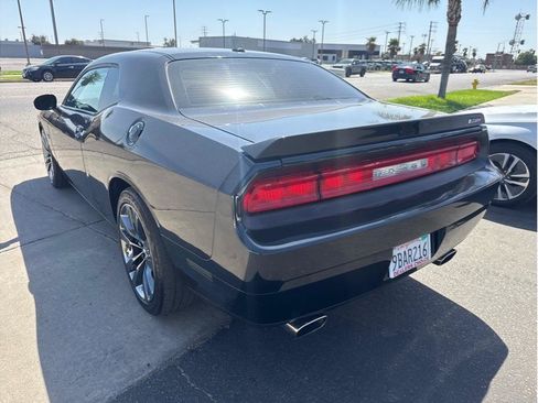 Used 2013 Dodge Challenger SRT8 w/ Harman Kardon Audio Group RWD image 7