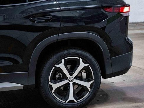 New 2026 Volkswagen Tiguan SE image 4