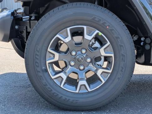 New 2026 Jeep Gladiator Sport AWD/4WD image 13