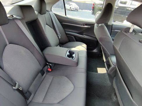 Used 2022 Toyota Camry LE w/ Carpet Mat Package (TMS) FWD image 14