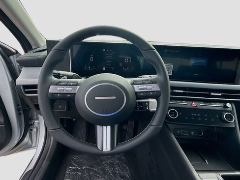 New 2026 Hyundai Sonata SEL FWD image 8