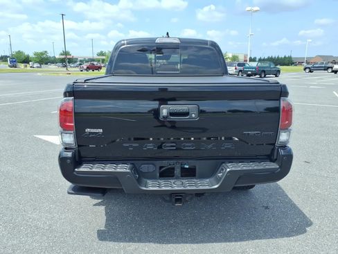 Used 2021 Toyota Tacoma TRD Pro AWD/4WD image 5