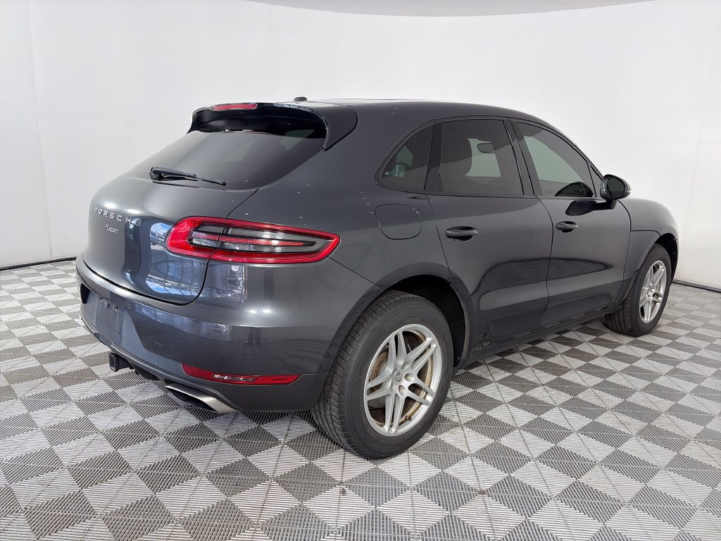 Used 2017 Porsche Macan AWD/4WD image 7
