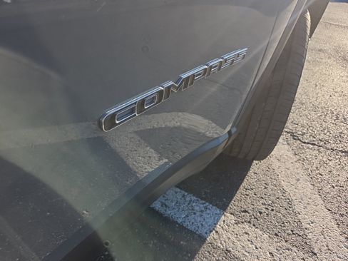 Used 2020 Jeep Compass Limited image 8