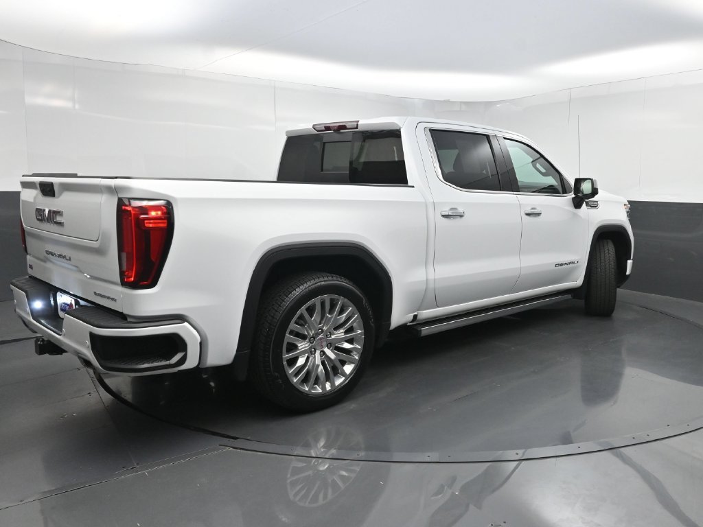 Used 2023 GMC Sierra 1500 Denali w/ Denali Reserve Package AWD/4WD image 27