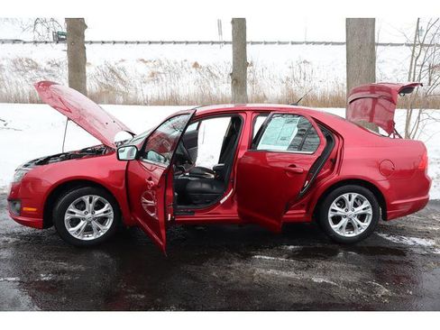 Used 2012 Ford Fusion SE image 17