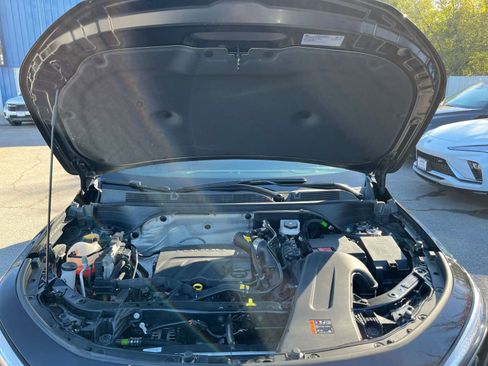 Used 2025 Buick Envista Sport Touring image 31