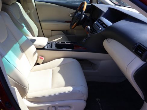 Used 2012 Lexus RX 350 FWD w/ Premium Pkg image 11