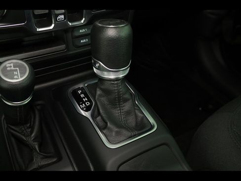 Used 2021 Jeep Wrangler Unlimited Sport image 25