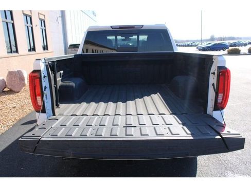 Used 2019 GMC Sierra 1500 SLT image 7