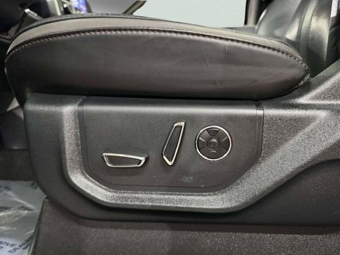 Used 2020 Ford F150 Platinum w/ Equipment Group 701A Luxury AWD/4WD image 29