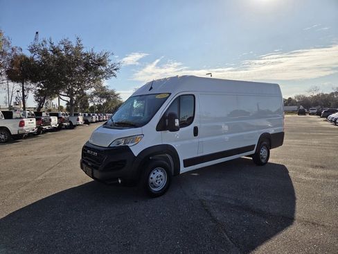 Used 2023 RAM ProMaster 3500 w/ Driver Convenience Group image 8
