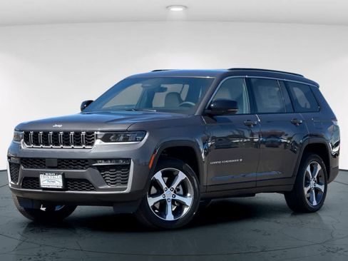New 2026 Jeep Grand Cherokee L Limited image 1
