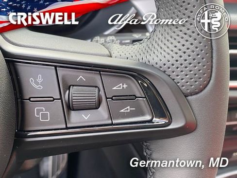 New 2025 Alfa Romeo Stelvio Sprint AWD/4WD image 25