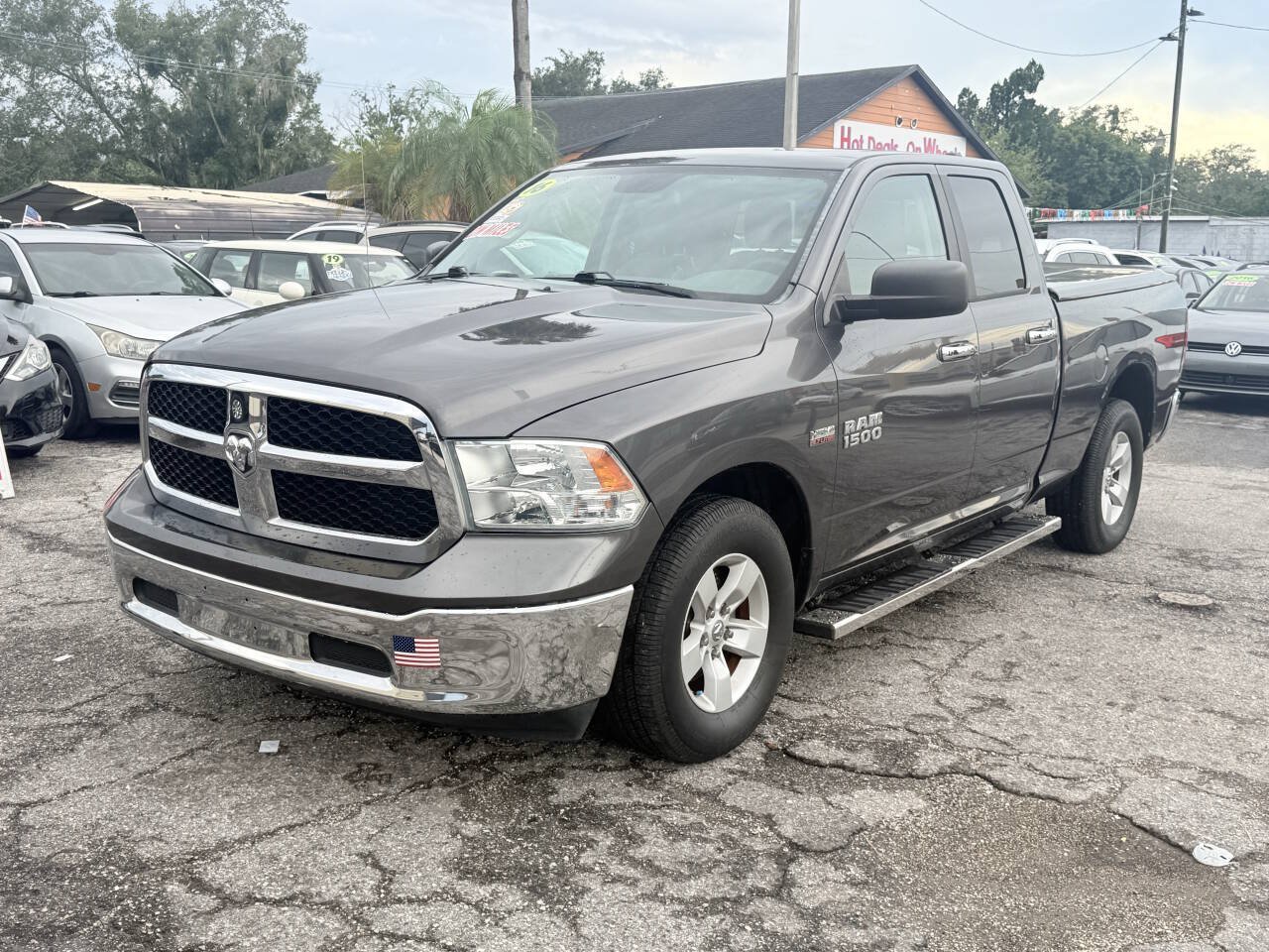 Used 2016 RAM 1500 Classic SLT RWD image 2