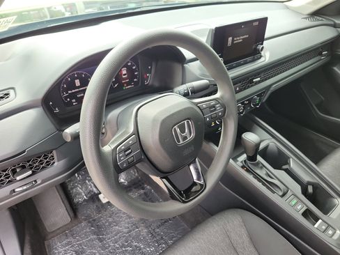 Used 2025 Honda Accord SE image 24