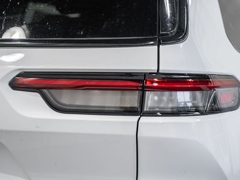 New 2025 Jeep Grand Cherokee L Limited w/ Luxury Tech Group II image 6