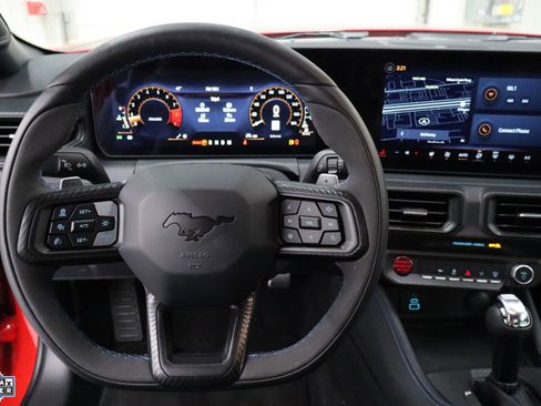 Used 2025 Ford Mustang Dark Horse image 18
