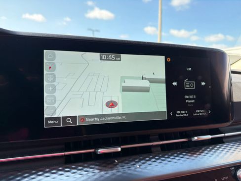 Used 2024 Kia Carnival SX Prestige image 21