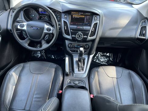 Used 2013 Ford Focus Titanium w/ Titanium Handling Pkg FWD image 13