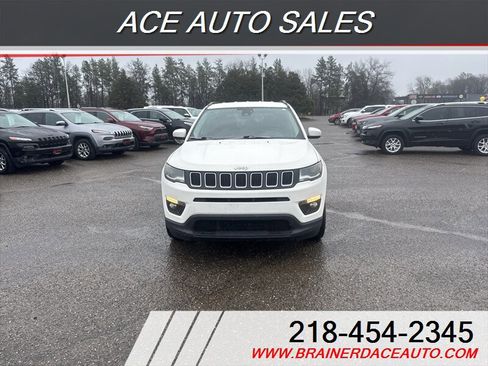 Used 2018 Jeep Compass Latitude w/ Popular Equipment Group AWD/4WD image 7