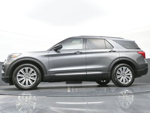 Used 2022 Ford Explorer Limited w/ Limited Technology Package image 51