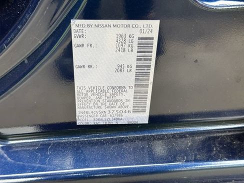 Used 2024 Nissan Altima 2.5 SR FWD image 28