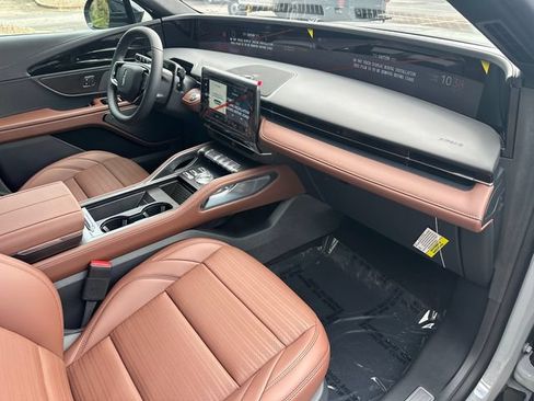 New 2026 Lincoln Nautilus Reserve w/ Jet Appearance Package AWD/4WD image 15