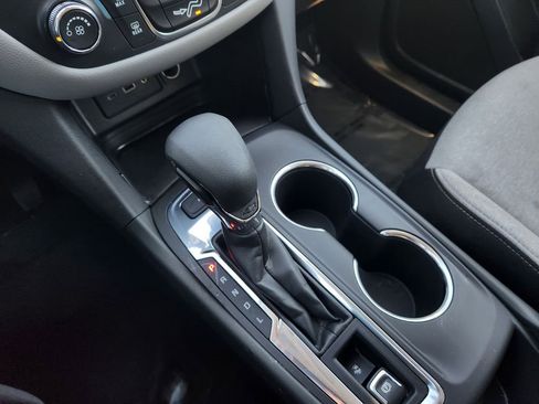 Used 2023 Chevrolet Equinox LT image 21