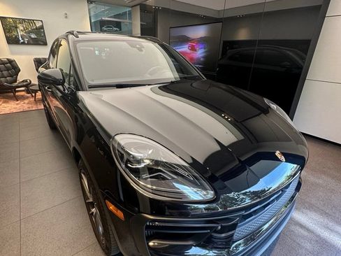 Used 2023 Porsche Macan S AWD/4WD image 9