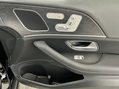 Used 2025 Mercedes-Benz GLE 350 4MATIC image 25