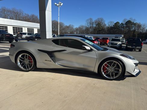 New 2026 Chevrolet Corvette Z06 w/ Z07 Performance Package image 3