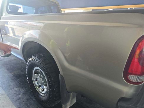 Used 2004 Ford F350 XL image 9