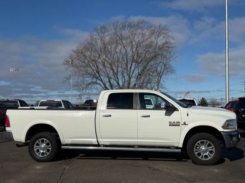 Used 2018 RAM 3500 Laramie w/ Convenience Group AWD/4WD image 29