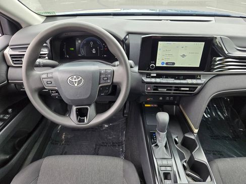 Used 2026 Toyota Camry LE FWD image 11