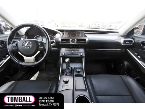 Used 2016 Lexus IS 200t RWD image 7