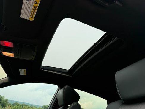 Used 2018 Honda Accord Sport image 15