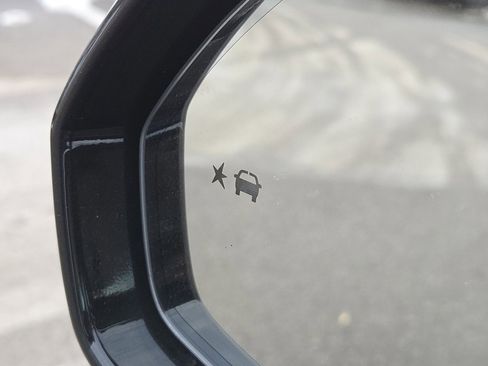 Used 2019 Cadillac XT5 Luxury image 21